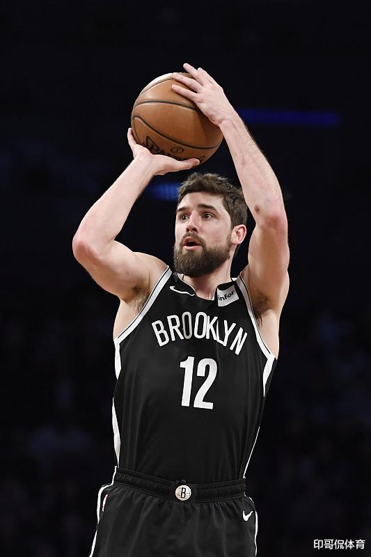 布鲁克林篮网队场边明星